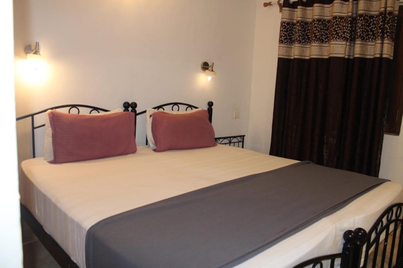 Ra Travelup Guest house Baga