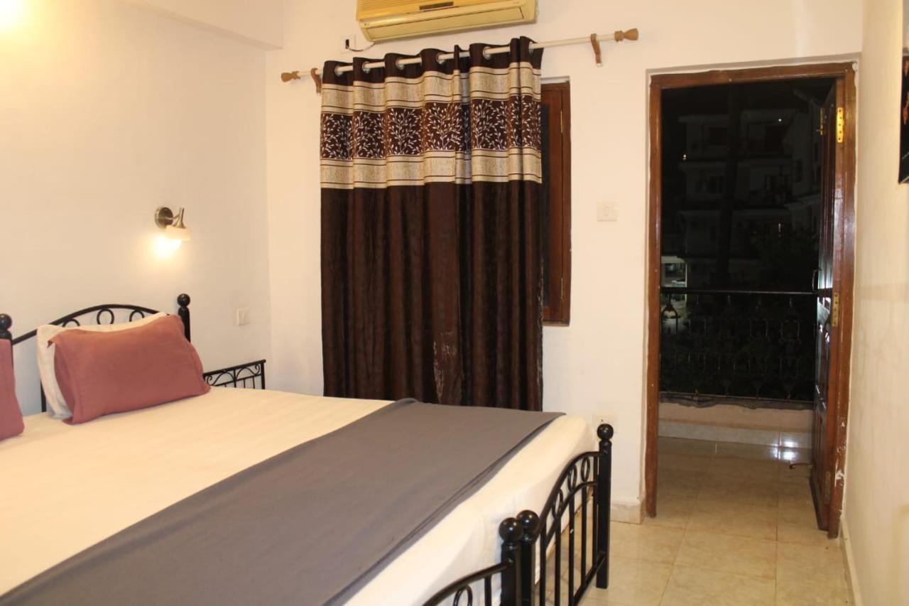 Ra Travelup Guest house Baga